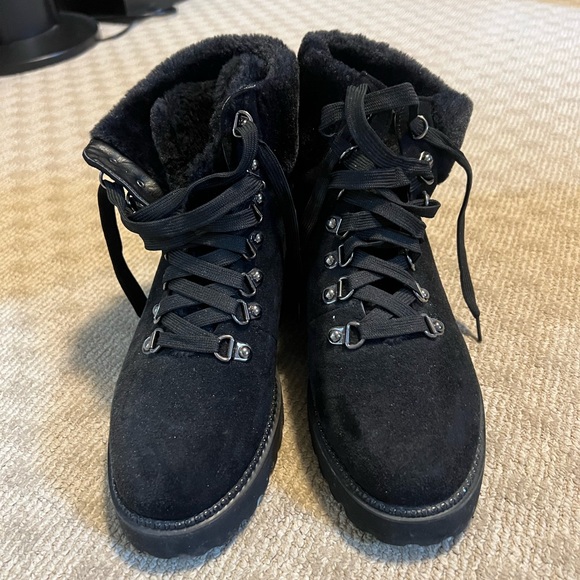 Suede booties - Picture 2 of 4